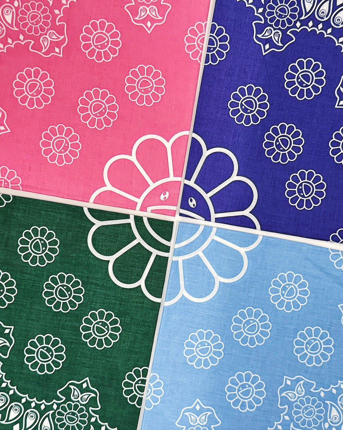 【©Takashi Murakami / kaikai kiki】<br>『お花』を纏ったスカーフ・バンダナが<br>本日12/14(日)20時よりオンラインにて発売開始！<br>他にも人気のポシェットやブランケットも再入荷！