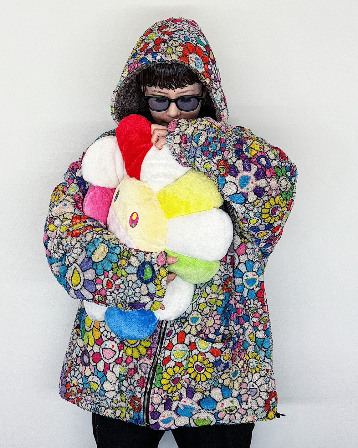 【©Takashi Murakami / kaikai kiki】<br>前回大好評だった"TMKK Reversible Boa Zip Hoodie"が再入荷！<br>本日1月6日(火) 20:00よりオンライン限定にて発売開始！