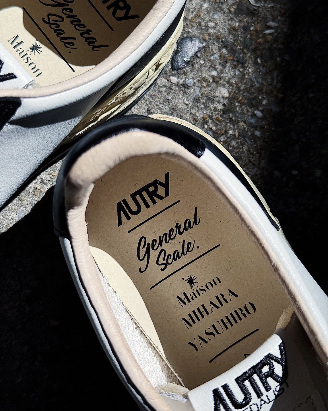 【三原泰弘 ⤬ AUTRY】<br>常规规模。MEDALIST LOW SUPERVINTAGE 现已发售！！