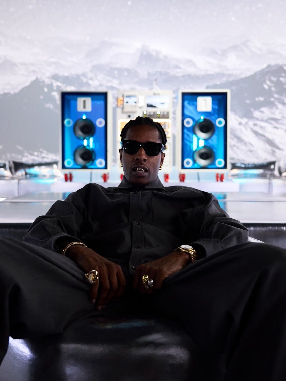 [A$AP Rocky 的 Moncler Genius]<br> Moncler Genius 与 A$AP Rocky 全新合作单品现已上线！