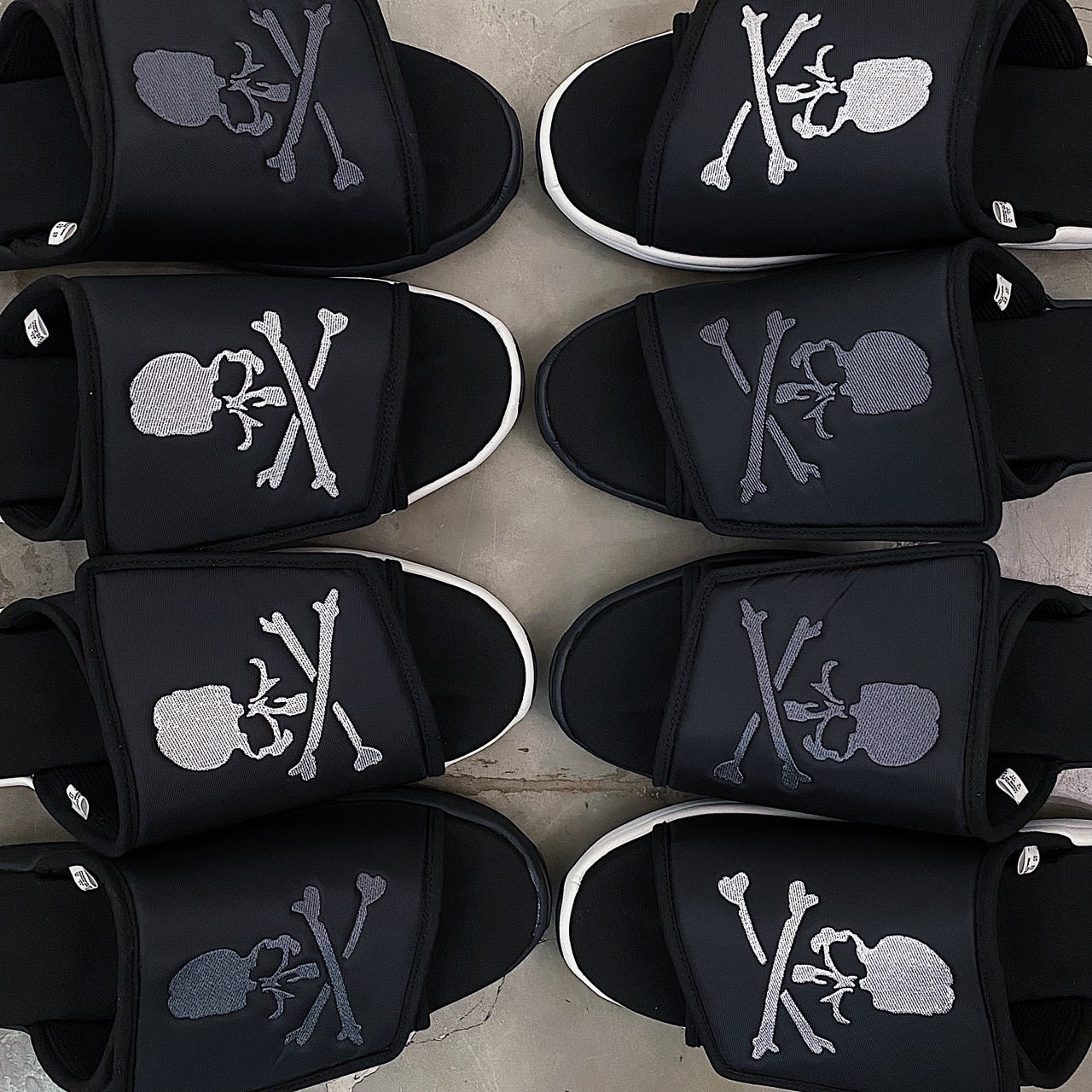 【MASTERMIND×SUICOKE】<br>全新合作凉鞋将于明日 6/3(周六)10:00 起线上预售！