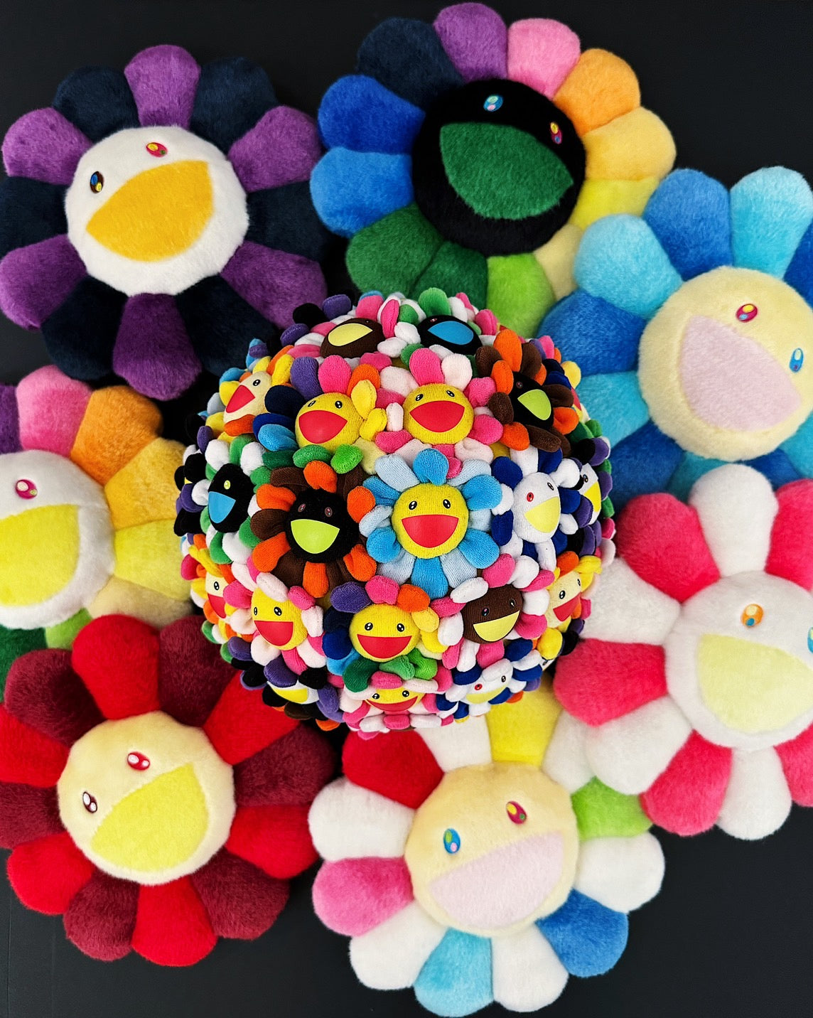 Takashi Murakami / kaikai kiki】大人気のクッションが待望の再入荷！ – cherry fukuoka