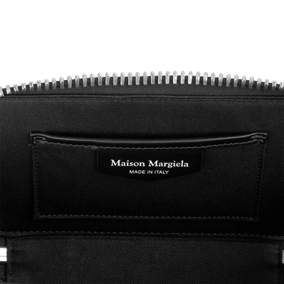 [本日限り‼︎タイムセール] Maison Margiela ブラックケース Maison Margiela（メゾンマルジェラ）の「Maison Margiela Leather